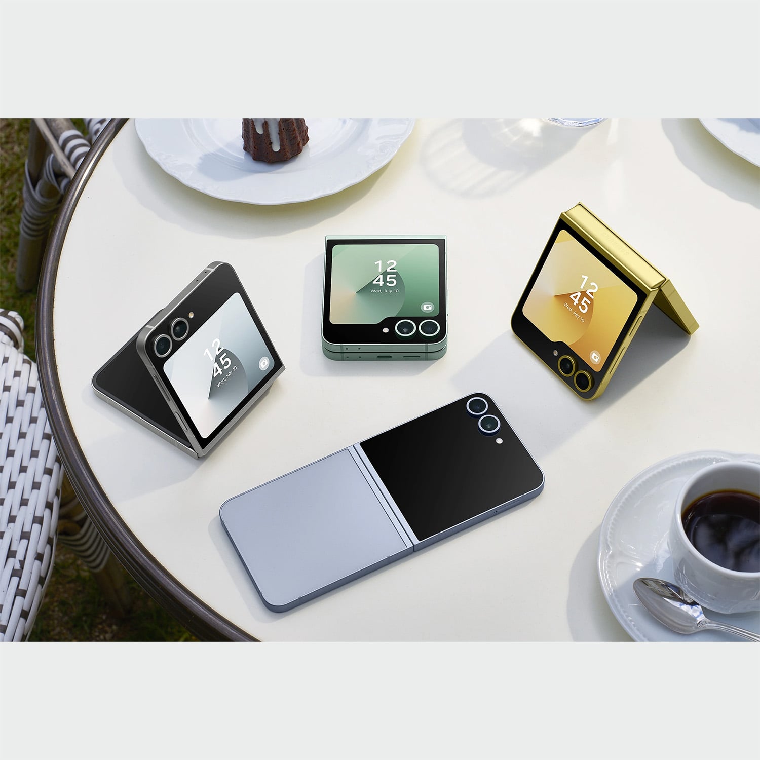 Samsung Galaxy Z Flip 6 – 12GB RAM, 256GB Storage